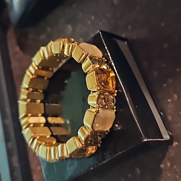 Charcoal Rhinestone Lucite Squares Stretch Bracelet - Picture 3 of 3